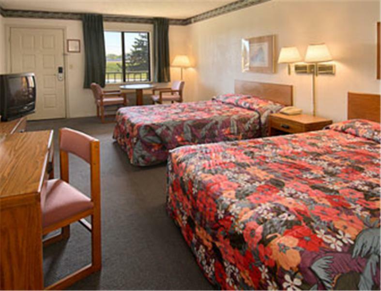 Travelodge By Wyndham Tulsa Bagian luar foto